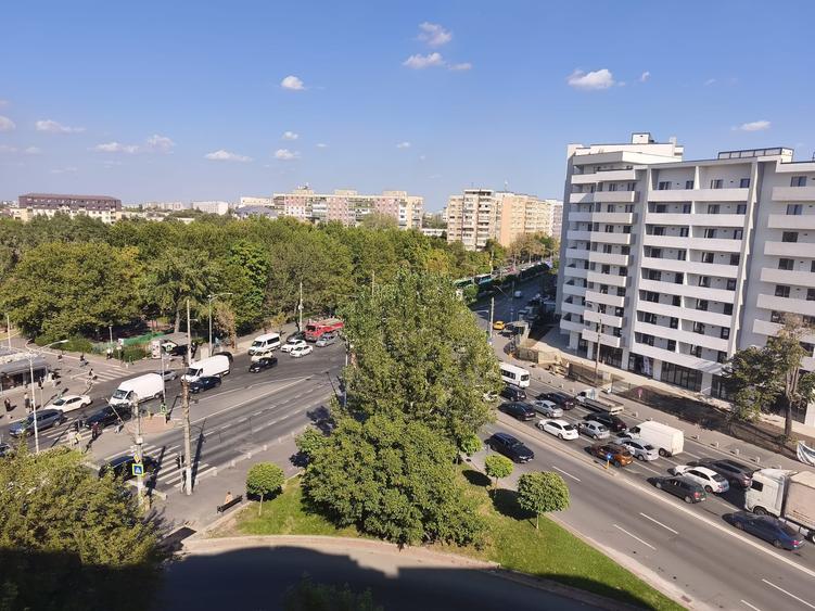 Apartament cu 3 camere decomandat în Militari