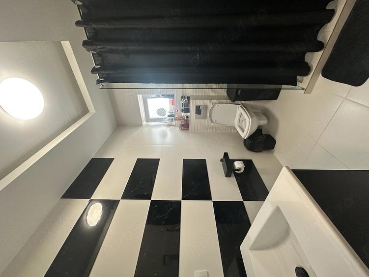 Casă cu 5 camere cu Teren 600 Mp în Central