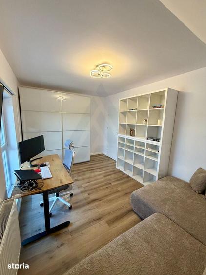 Apartament cu 4 camere decomandat în Turnișor