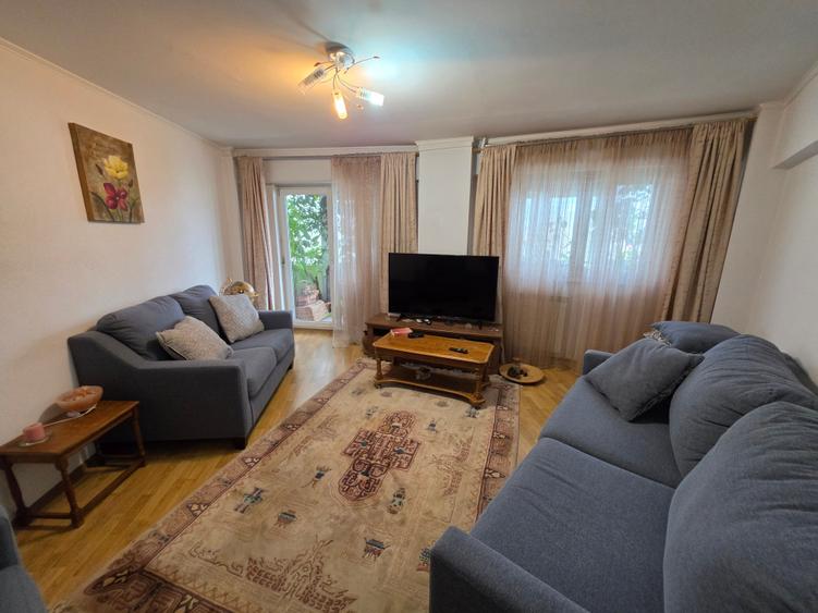 Apartament cu 4 camere decomandat în Știrbei Vodă
