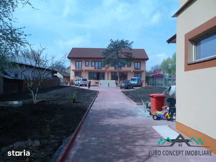 Casă cu Teren 1657 Mp în Central