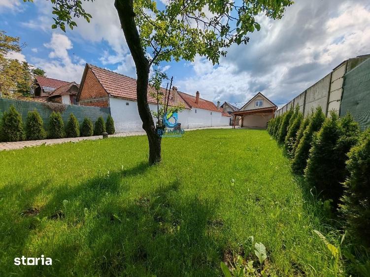 Casă cu 3 camere cu Teren 350 Mp în IAR