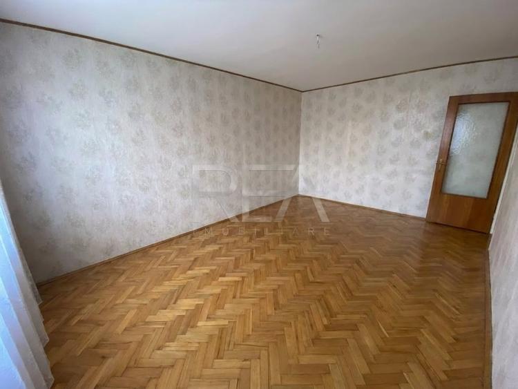 Apartament cu 3 camere decomandat, mobilat în Rahova