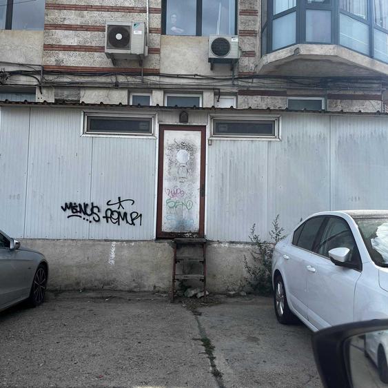 Spațiu comercial, de 76 mp, în Central