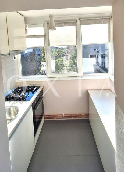 Apartament cu 3 camere decomandat, mobilat în Olimpia-Stadion