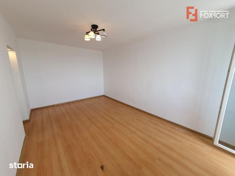 Apartament cu 3 camere decomandat în Șagului