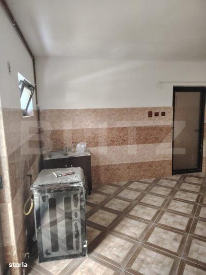 Casă cu 3 camere în Răzvad