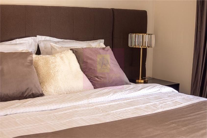 Apartament cu 3 camere semidecomandat în Herăstrău