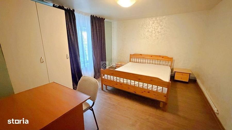 Apartament cu 3 camere în Piața Unirii
