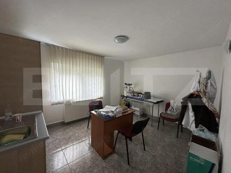 Apartament cu 3 camere decomandat în Micro 17