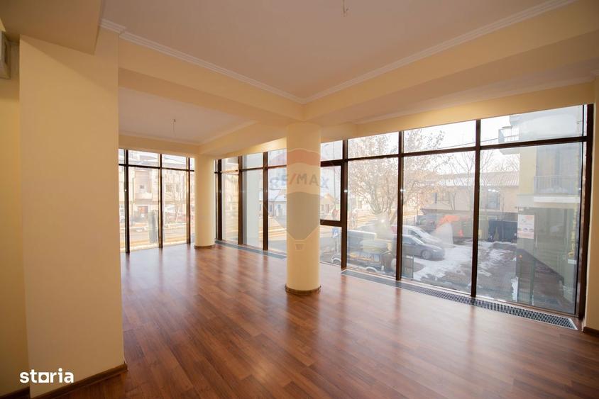 Spațiu comercial, de 96 mp, în Jilava