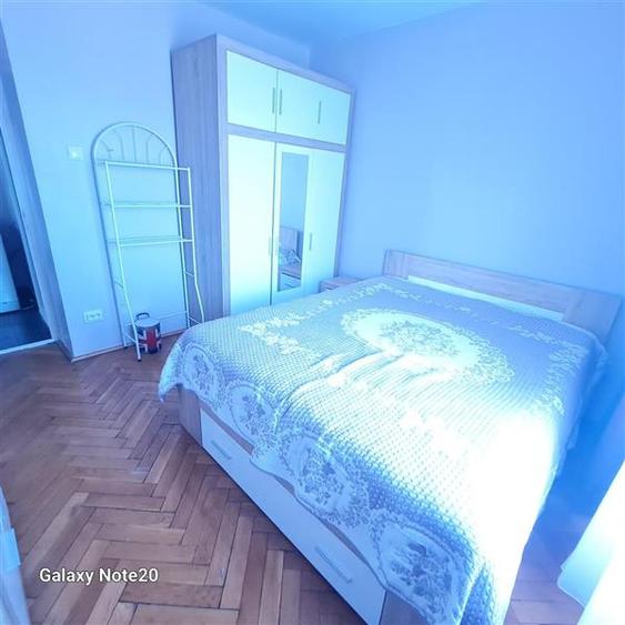 Apartament cu 2 camere decomandat, mobilat în P-ța Spitalului
