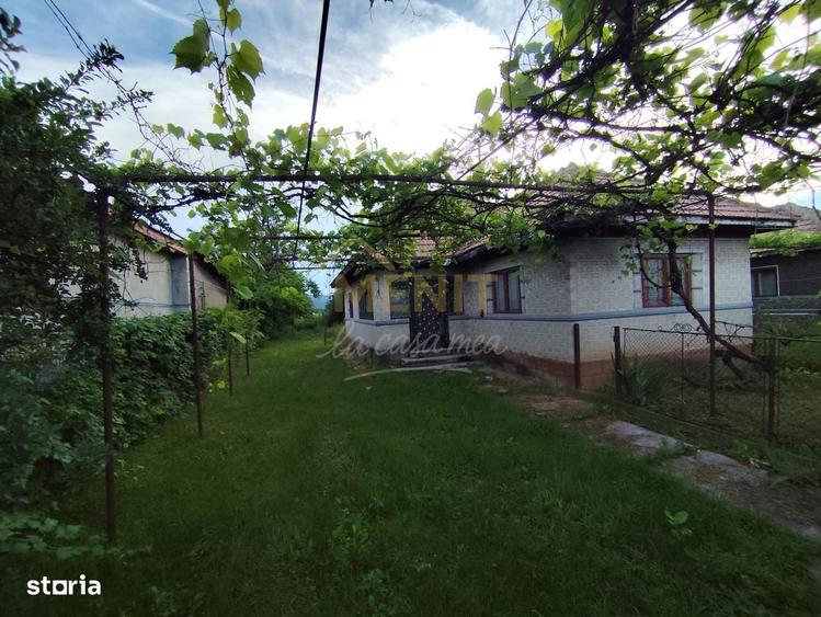 Casă cu 4 camere în Lunca Prahovei