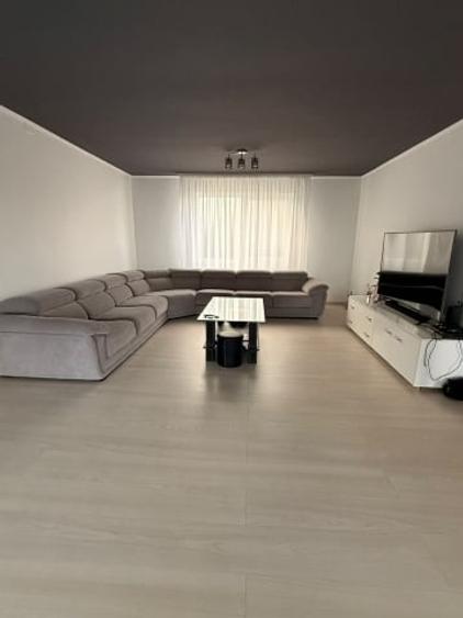 Casă cu 3 camere cu Teren 547 Mp în Central