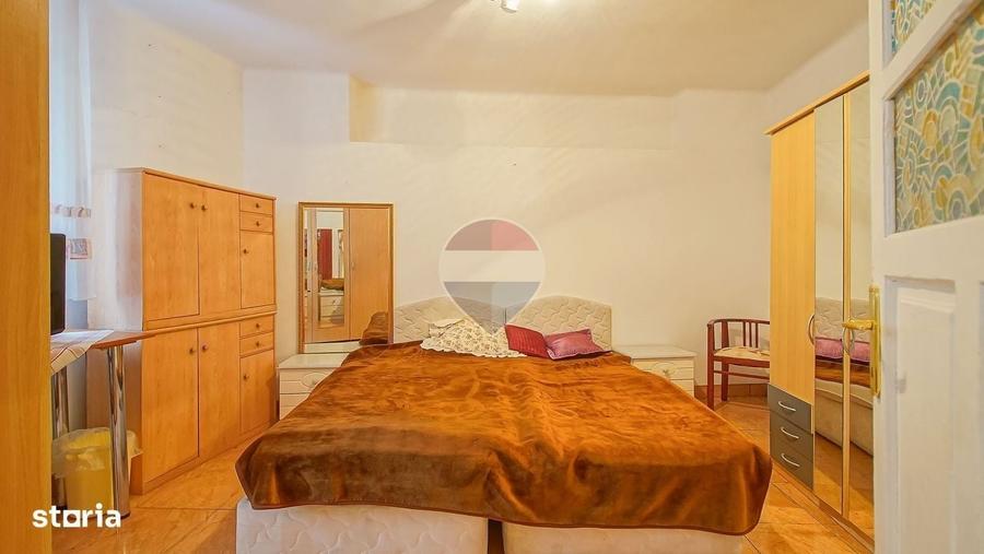 Casă cu 3 camere în Central