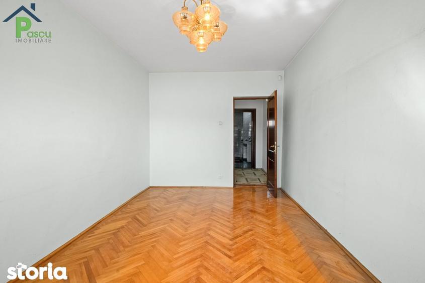 Vila Brancoveanu, Alunisului, S+P+1+M, 311 mpu, teren 200 mp, garaj - 13