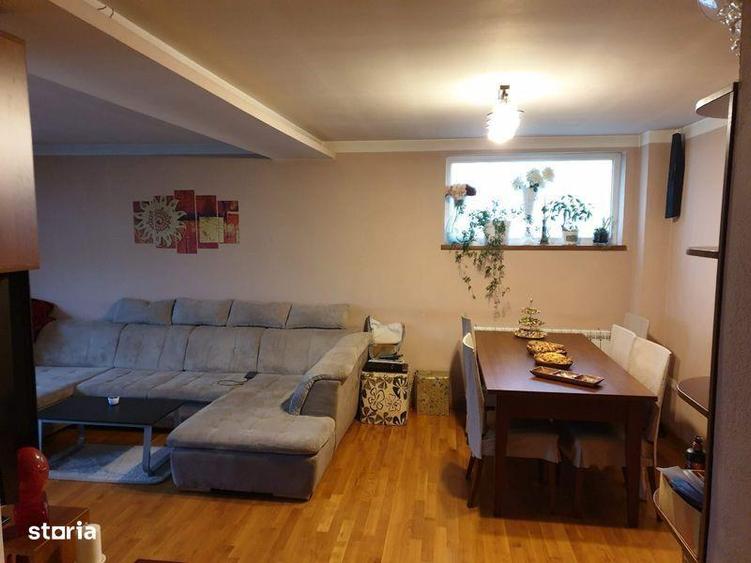 Apartament cu 4 camere decomandat în Tilișca