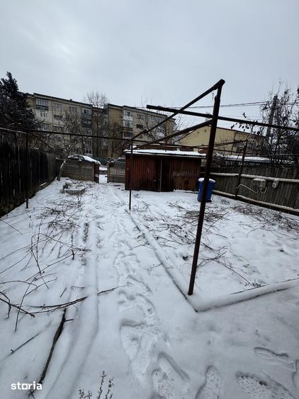 Casă cu 3 camere cu Teren 445 Mp în Valea Rosie