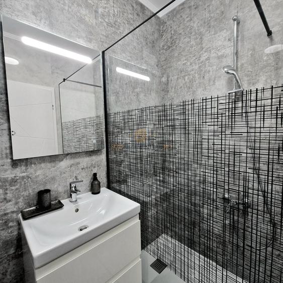 Apartament cu 2 camere decomandat, mobilat în Metalurgiei