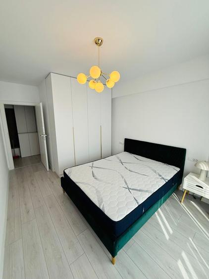 Apartament cu 2 camere decomandat în Calea București