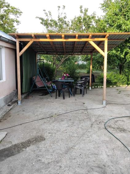 Casă cu 3 camere în Singureni