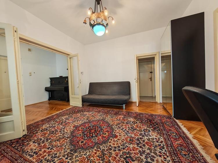 Apartament cu 2 camere decomandat în Știrbei Vodă