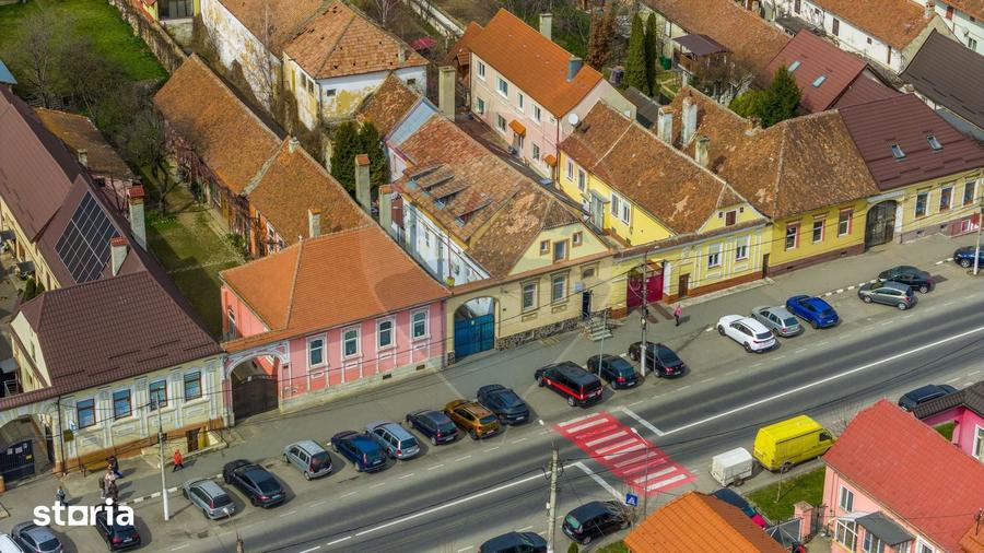Apartament cu 7 camere în Ultracentral