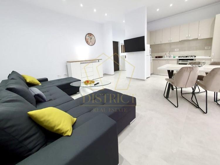 Apartament cu 2 camere semidecomandat, mobilat în Aradului