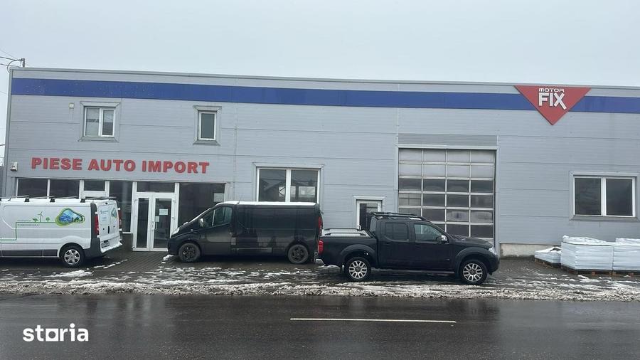 Spațiu comercial, de 365 mp, în Central
