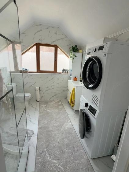 Casă cu Teren 452 Mp în Central