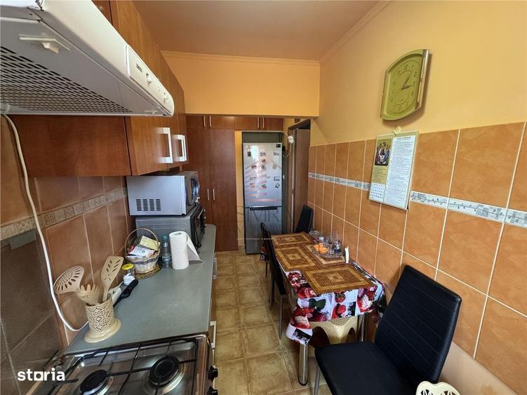 Apartament cu 2 camere semidecomandat în Rogerius