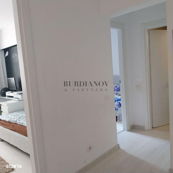 Apartament cu 3 camere în Tineretului
