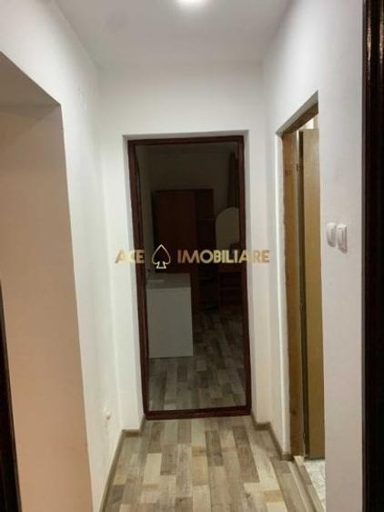 Apartament cu 3 camere decomandat, mobilat în Parcul Circului