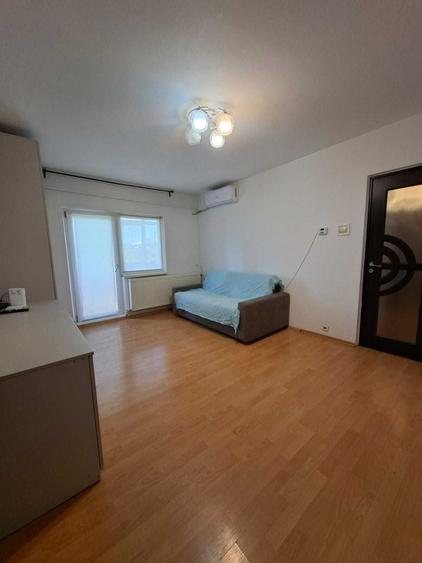 Apartament cu 2 camere semidecomandat în Brazda lui Novac