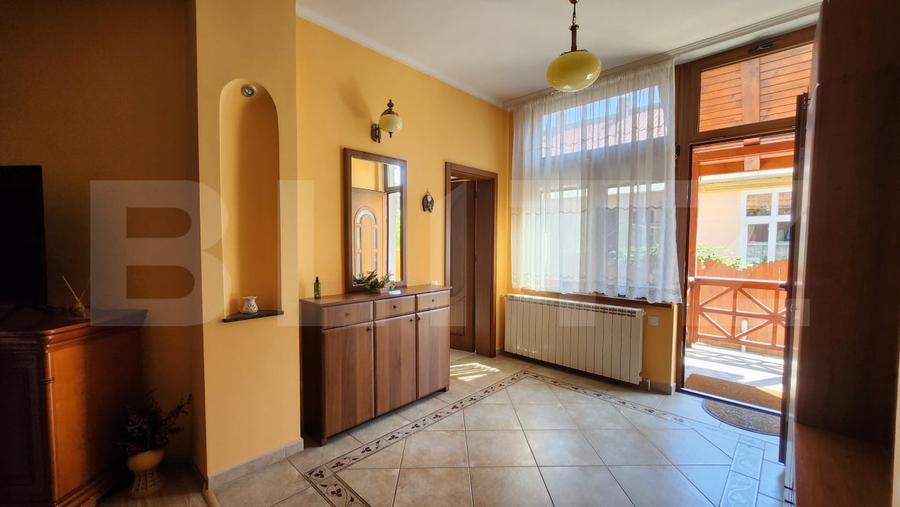 Casă individuală cu 3 camere cu Canalizare în Central