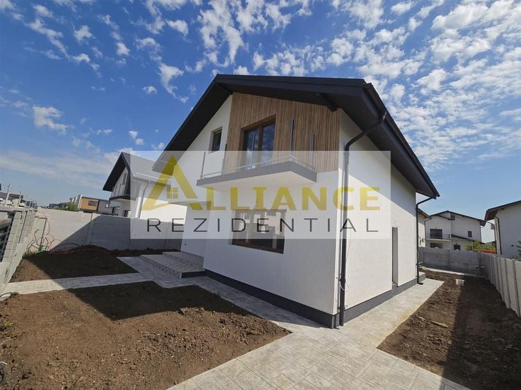 Casă cu 5 camere cu Canalizare în Berceni