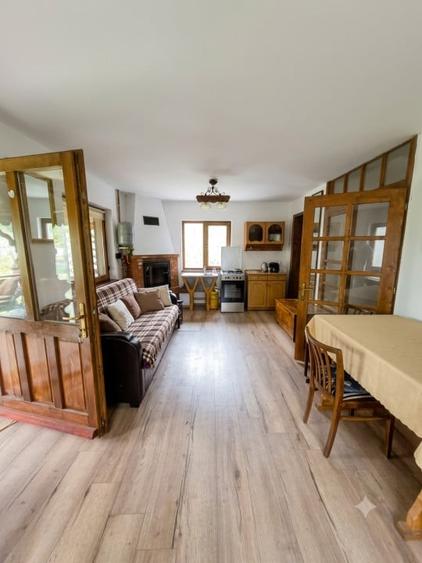 Casă individuală cu 5 camere cu Teren 900 Mp în Micești