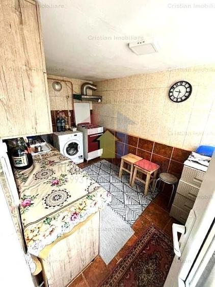Apartament cu 3 camere decomandat în Călărași