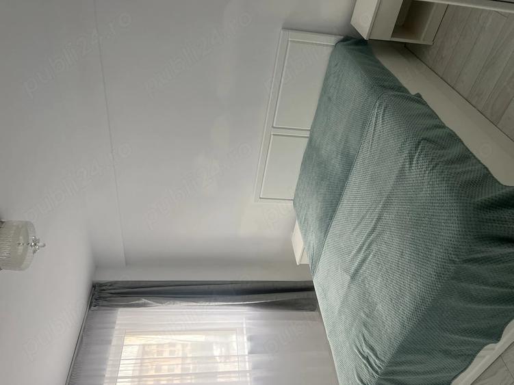 Apartament cu 3 camere semidecomandat în Cug