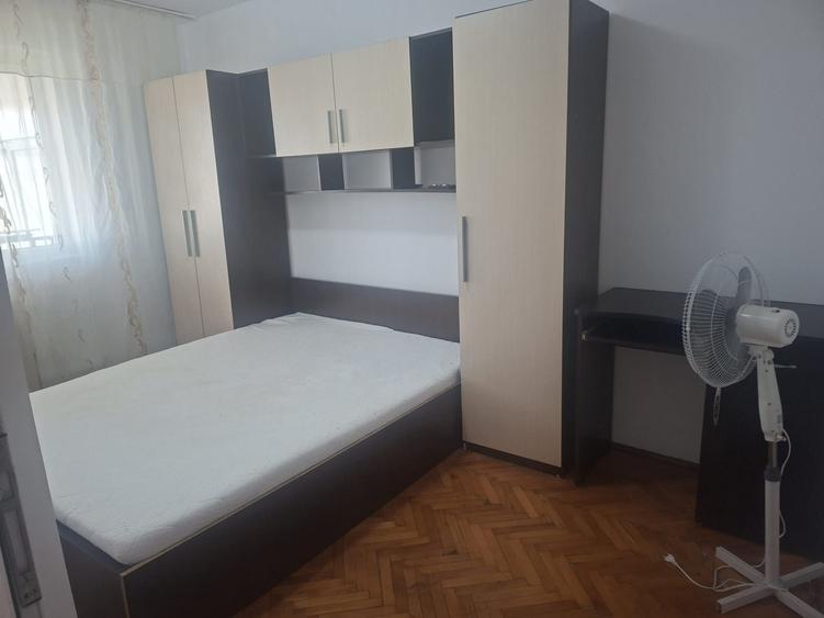Inchiriez apartament 2 camere - 3