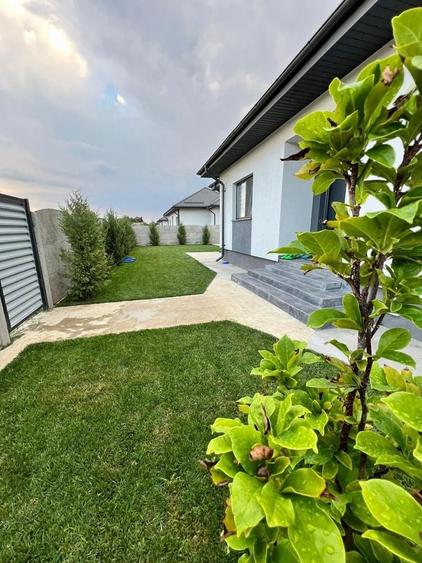 Casă individuală cu 3 camere cu Canalizare în Clinceni