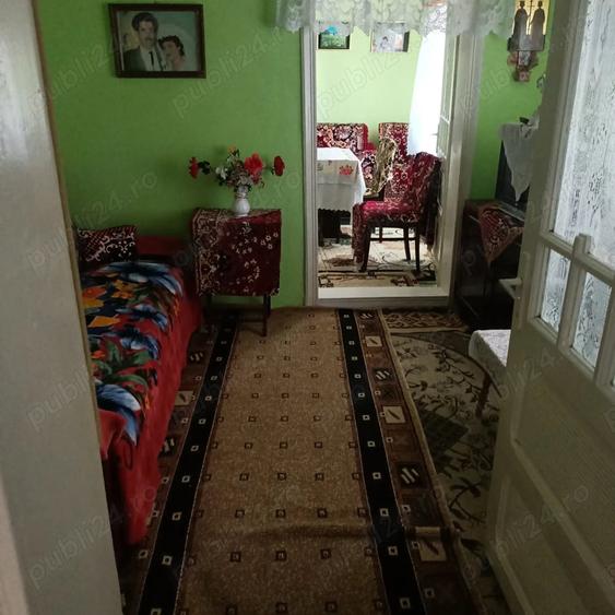 Casă cu 4 camere cu Teren 878 Mp în Central