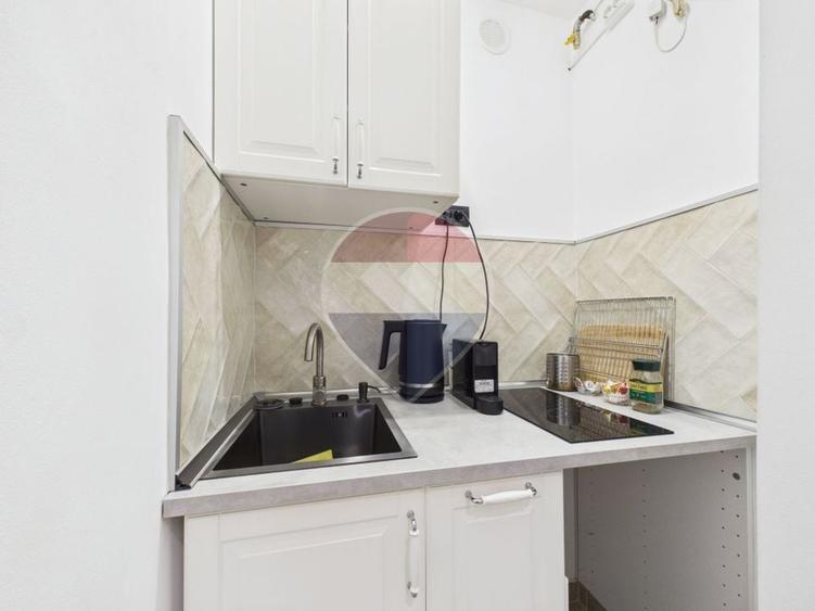 Apartament cu 2 camere semidecomandat, mobilat în Calea Victoriei