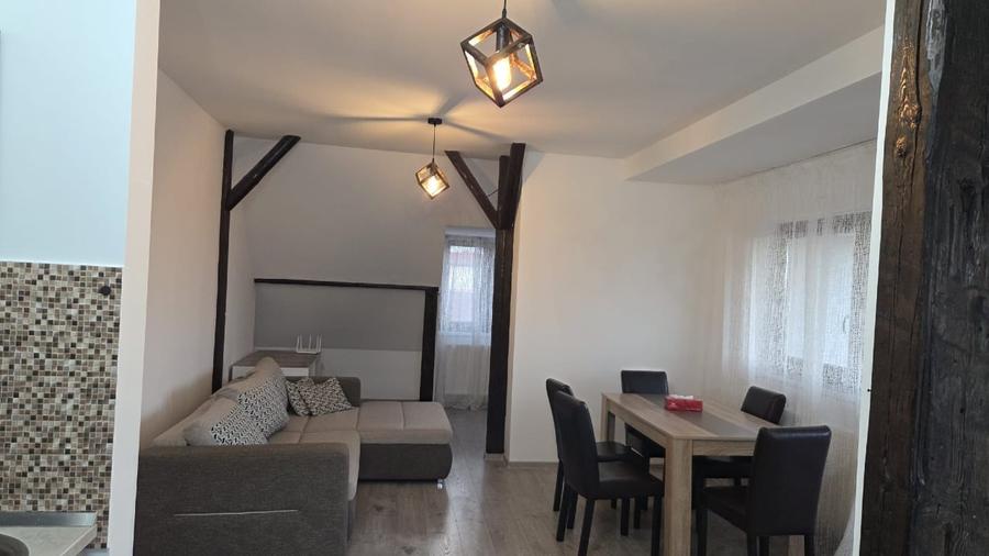 Apartament cu 2 camere decomandat, mobilat în Dumbrăvița