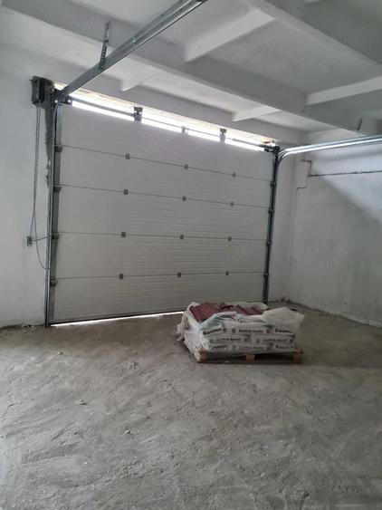 Spațiu comercial, de 200 mp, în Central