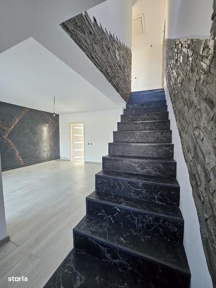 Casă cu 3 camere cu Teren 154 Mp în Central