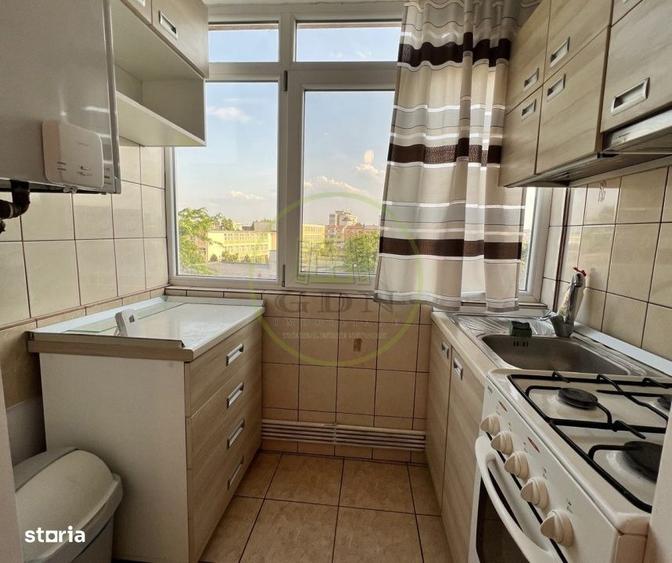 Apartament 3 camere, decomandat, cartier Sarari, zona Liceu Henri Coan - 1