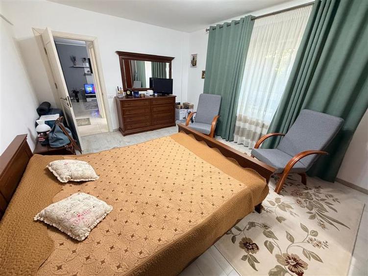 Apartament cu 2 camere decomandat, mobilat în Aeroport