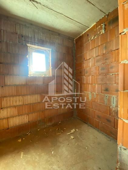 Duplex cu 3 camere cu Canalizare în Calea Urseni