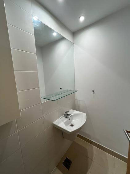 Apartament cu 3 camere decomandat în Dristor